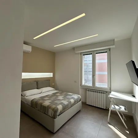 Parea House 5 * ميلان